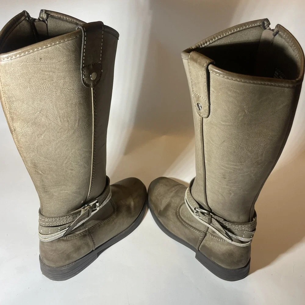 Kohls Girls Sz 2  Tan High Zip Up Boots